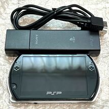 〈ダウンロードソフトあり・動作確認済み〉PSP go N1000 本体 ピアノブラック プレイステーション ポータブル_画像1