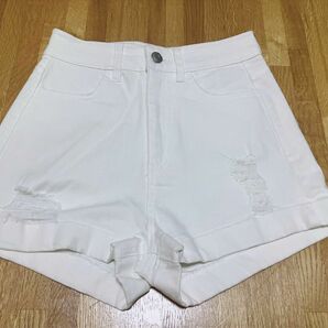 ショートパンツ　ショーパン　短パン　デニム　ホワイト　白　XSサイズ　H&M ショートパンツ デニム 短パン デニムショートパンツ