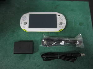 美品　SONY PS VITA PCH-2000 ライムグリーン/ホワイト　おまけ