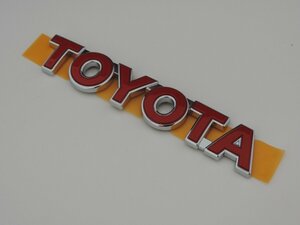 トヨタ純正 欧州仕様 ヤリス YARIS 用 トヨタ レッド エンブレム 100mm×20mm 流用可能 バックドア用 赤 代引き不可商品