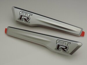 ニッサン 日産純正 GT-R R35用 フェンダーサイド エンブレム 左右セット 流用可能