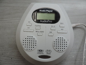 １円スタート　★Ｍｕｓｉｃ　Ｐｌａｙｅｒ　　ＡＵＤＩＯ　ＰＲＯ★　　ポータブルＣＤプレーヤー　通電のみ確認　 中古品・ジャンク扱い