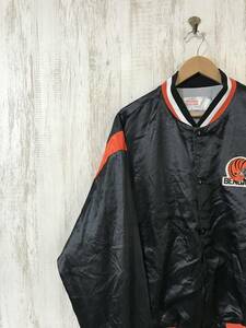 V786*[USA made NFLsinsinati* Ben garuz nylon jacket ]Swingstar american football America old clothes XL black 
