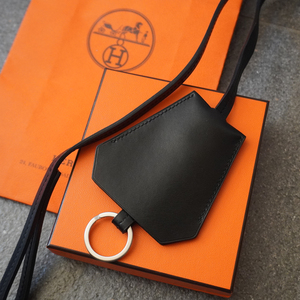 未使用 美品 BOX ショッパー 有 エルメス HERMES クロシェット キーリング L 刻印 ブラック カーフ レザー 黒 ネックレス マルジェラ