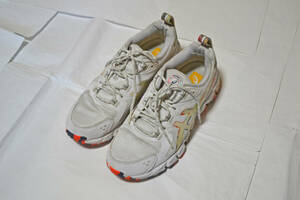 ASICS