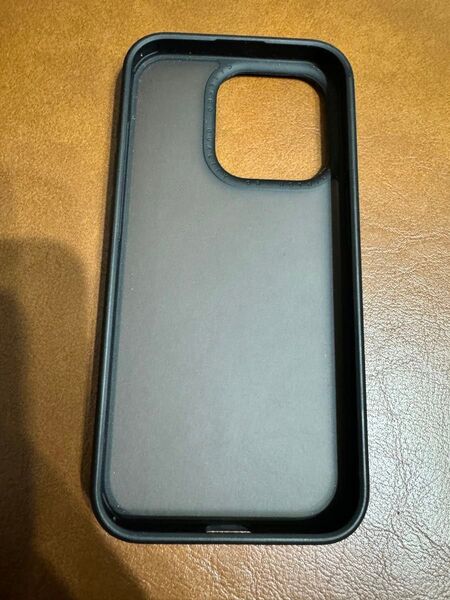 iPhone15pro ミッドナイト シリコンケース casekoo