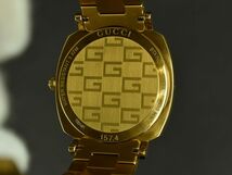 176121□美品 動作確認済 GUCCI グッチ グリップ メンズウォッチ 腕時計 クォーツ デイデイト 157.4 ゴールド アナログ ケース/ D_画像9
