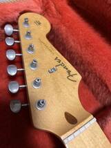 Fender USA American Vintage 57 STRATOCASTER 2002年製 シンラッカー ストラトキャスター 山野楽器 正規品 Candy Apple Red_画像3