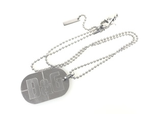 Dolce &amp; Gabbana Dolce &amp; Gabbana Logo Dog Tag Ожерелье подвесное серебряное цвет yas-4124