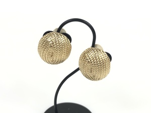 ji van si.GIVENCHY Vintage design earrings Gold color length 2.3.YAS-4061