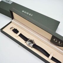 158 GUCCI グッチ時計　レディース腕時計　ブラック　箱付き　アンティーク_画像2