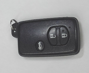  б/у Toyota оригинальный дистанционный ключ дистанционный пульт "умный" ключ 86 3 кнопка багажник бесплатная доставка ② 2304