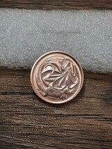 アンティークコイン オーストラリア 1983年 エリザベス二世 2セント硬貨 AU83EL2060513_画像4