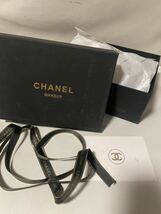 シャネル ノベルティ ショルダーチェーン　スマホケース　バッグ　ショルダーバッグ　VIP CHANEL 海外_画像2