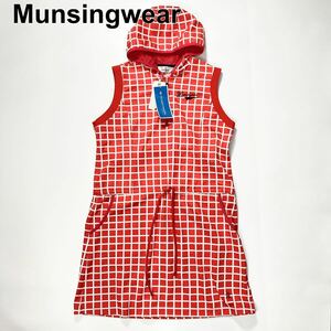 未使用 Munsingwear マンシング ワンピース 定価2.3万円 チェック ロゴ 刺繍 ゴルフ L レディース B52413-146