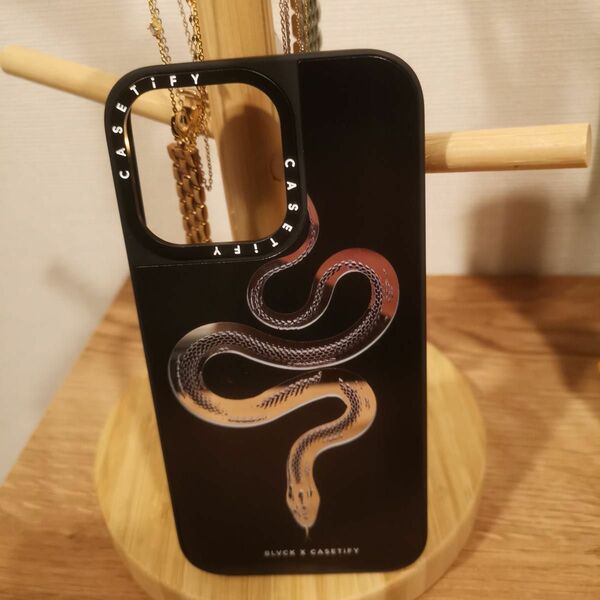 BLVCK x CASETiFY iphone12/pro13/14/14pro蛇ケース