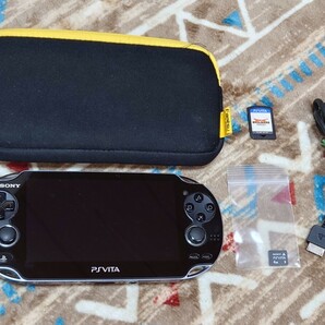PS Vita PCH-1000 本体 メモリーカード 本体ケース USB充電器 ドラゴンクエストビルダーズ の画像1