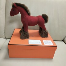 kps エルメス HERMES Hermey エルミーPM レッド 赤 箱、ギャランティカード、タグ付き 馬 ぬいぐるみ 希少 ウマ マスコット エルメスジャポ_画像1