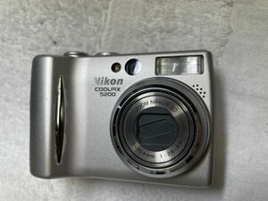 COOLPIX 5200