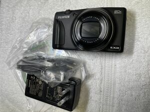 FinePix F900EXR