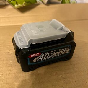 未使用　マキタ 純正品　40Vmax 2.5Ah バッテリー　BL4025 リチウムイオンバッテリー 充電池 makita