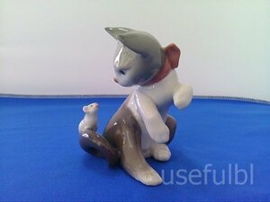 【LLADRO】　リヤドロ　置物　オブジェ　　驚いた仔猫ちゃん　鼠　マウス　猫　キャット　陶器　　SY02-Z68