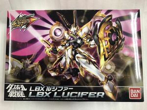 未組立品　ハイパーファンクション ダンボール戦機 LBXルシファー プラモデル