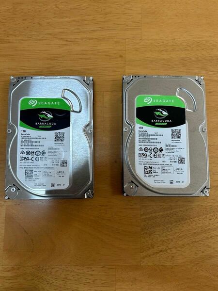 【中古良品】SEAGATE製HDD 3.5インチ SATA ST1000DM010 1TB 2台セット　①