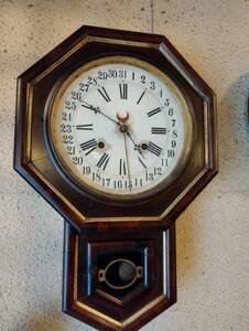 柱時計、掛時計、古時計、米国製、ウォーターベリー社八角カレンダー、明治中期