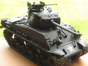  Franklin Mint made 1/24 car - man M4A-3 beautiful goods 