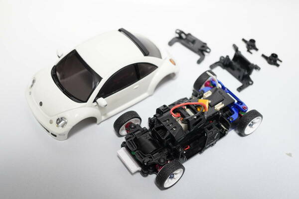 KYOSHO Mini-Z FWD VW New ビートル ターボS ホワイト 京商 ミニッツ ミニッツレーサー フォルクスワーゲン ニュービートル FHSS