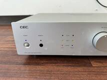 C.E.C. AMP5300 CEC コントロールアンプ 通電確認済み ジャンク扱い_画像2