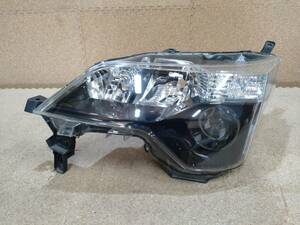 【美品】トヨタ スペイド NCP141 NCP145 NSP140 左ヘッドライト HID KOITO コイト 52-261 81185-52F50 打刻 B5【R6-1807C-O2】