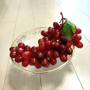 ディスプレイ用品　ブドウ　ぶどう　葡萄　ひと房　リアル　クイーンセブン種に似た形