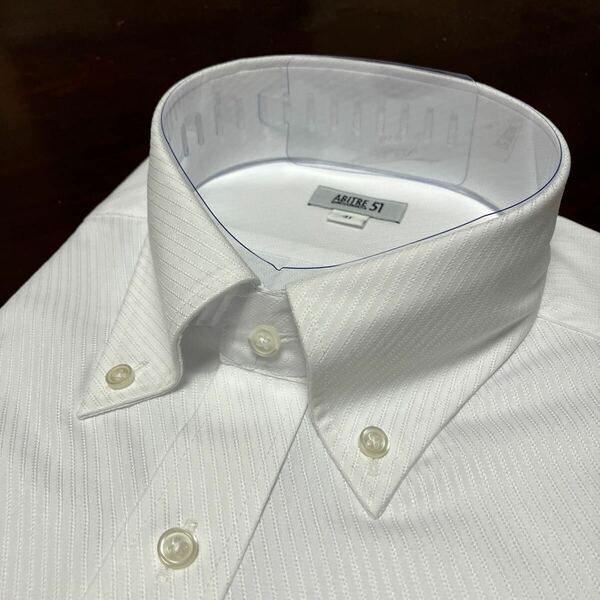 ABITRE51☆白織柄　形態安定半袖ワイシャツ　L(首41㎝)　ボタンダウン　やわらか素材
