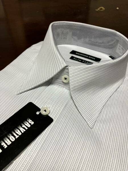 SALVATORE BOSA 形態安定　白地×グレードビーストライプワイシャツ　L(42-84)　レギュラーカラー　送料無料
