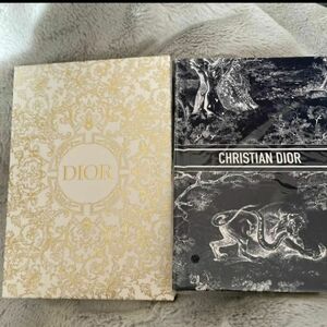 Dior ディオール　ノベルティノート２冊 巾着