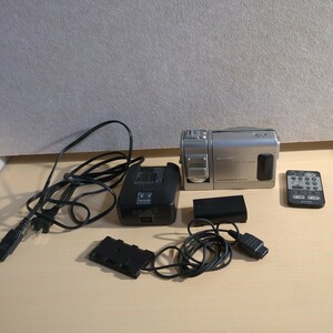 y051704r 【現状品】SHARP シャープ VL-FD1 デジタルビデオカメラ MiniDV デジカメ ビデオ 