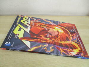 A222　　THE　FLASH　MOVE　FORWARD　FRANCIS MANAPUL ・　BRIAN BUCCELLATO 1 DC　COMICS　S5259