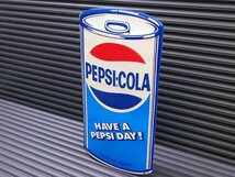 送料\350【ＰＥＰＳＩ・ペプシ】※《エンボスメタルサイン／缶型》 アメリカン雑貨　エンボス看板　ブリキ看板　4_画像3