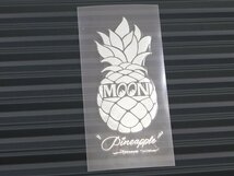 【MOONEYES・ムーンアイズ】※《パイナップルステッカー・シルバー》　転写式　抜きタイプ　(品番DM216SV)_画像2