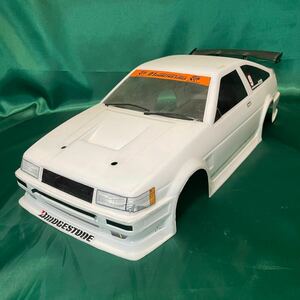 ラジコン ボディ トヨタ AE86 カローラ レビン TOYOTA 1/10 RC 張り出しエアロ ワイドボディ 塗装品 日比野哲也? D1 ドリラジ ドリフト