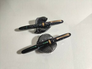 【未使用訳有】四菱 螺鈿蒔絵 銀河 & 羽虫？/YOTSUBISHI 万年筆 R14K インキ止め式 エボナイト らでん 螺鈿細工 漆塗り まきえ ビンテージ