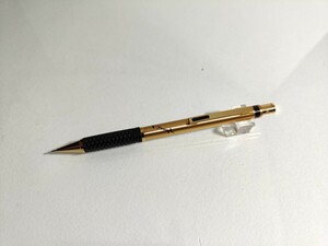 TOMBOW Dimple ゴールド 0.5mm /トンボ 蜻蛉鉛筆 ディンプル 金属製 メタル 廃番 シャーペン ゴルフボール素材