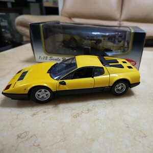  Kyosho 1/18 Ferrari 512BB желтый 