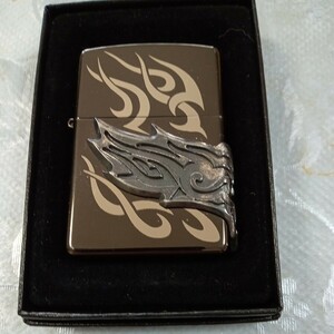 ZIPPO オイルライター　フレアーラインブラックメタリック　未使用品です。