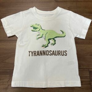 GU Tシャツ　恐竜　スパンコール　中古　110cm