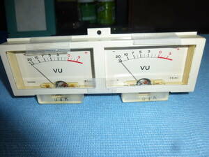 TEAC-X10R VU meter operation beautiful goods 