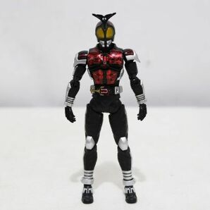 D462H 060 バンダイ S.H.Figuarts 真骨彫製法 仮面ライダーカブト ダークカブト 中古品の画像5