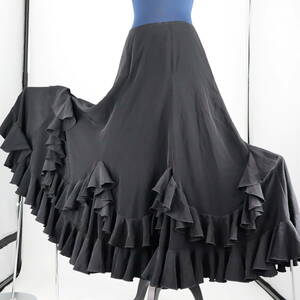 『送料無料』【日本製 フラメンコ衣装】オールブラック×豪華フリル ファルダ 大きく広がる裾 スカート Flamenco タンゴ